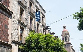 Hotel Amigo Suites
